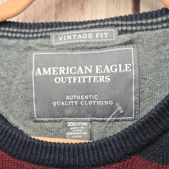 American Eagle Outfitters Men's Crewneck Sweater - Navy and Dark Red Stripes XXL - Picture 2 of 8